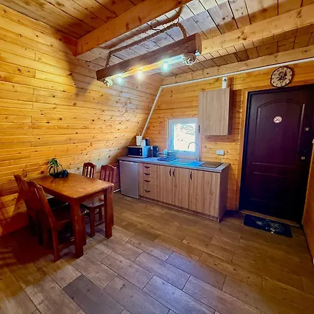 Alpesi faház Wzgorze W Cieniu Lasu