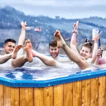 شاليه Wzgorze W Cieniu Lasu