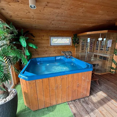 شاليه Wzgorze W Cieniu Lasu Lukowica