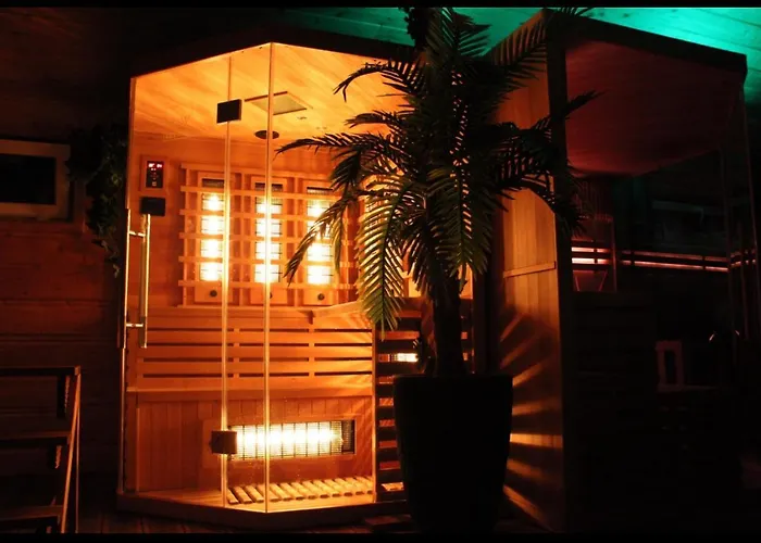 Wzgorze W Cieniu Lasu *