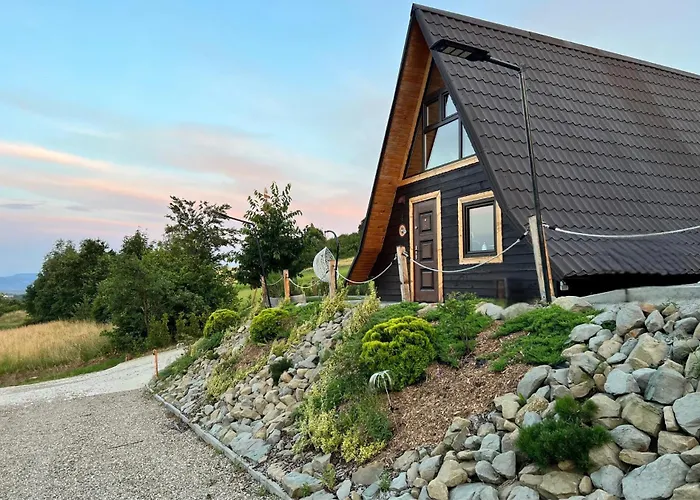 Wzgorze W Cieniu Lasu 木屋 *