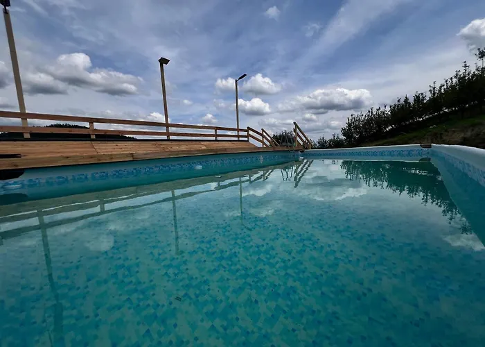 Wzgorze W Cieniu Lasu 木屋