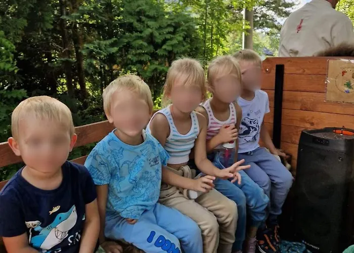 木屋 Wzgorze W Cieniu Lasu Lukowica